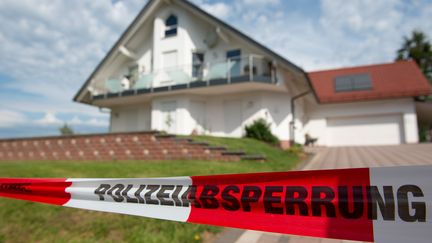 La maison de&nbsp;Walter Lübcke, près de Kassel, en Allemagne, le 3 juin 2019. (SWEN PFORTNER / DPA / AFP)