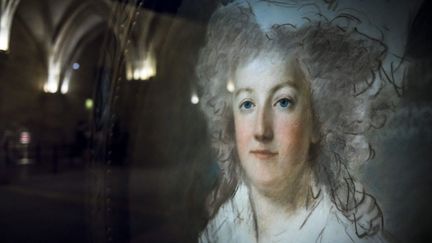 Portrait de Marie-Antoinette exposé à la Conciergerie de l'ancienne cour de justice à Paris, France, le 28 novembre 2019. (CHRISTOPHE PETIT TESSON / MAXPPP)