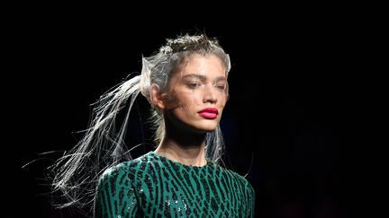 Valentina Sampaio au défilé Maiguel Marinero, Madrid, juillet 2019 (GABRIEL BOUYS / AFP)