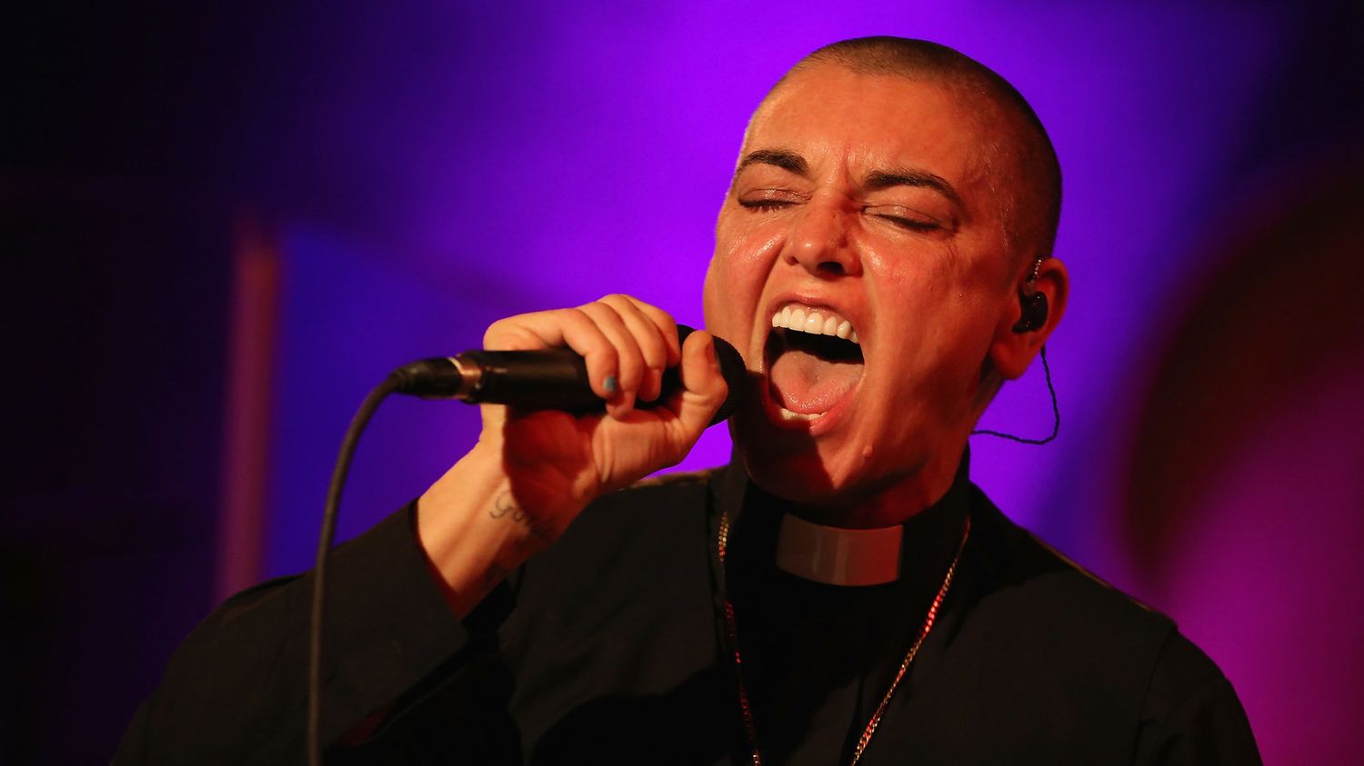 Шинед о конар слушать. Шинейд о’Коннор. Sinead o'Connor. Концерт. "Sinead o'Connor" && ( исполнитель | группа | музыка | Music | Band | artist ) && (фото | photo). Шинейд о Коннор песни.