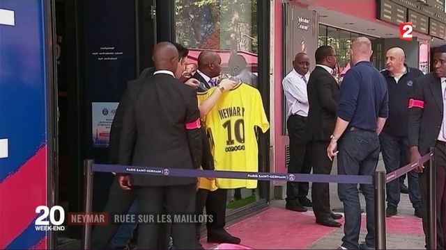 Le maillot de Neymar ne fait plus recette auprès des supporters du PSG -  L'Équipe