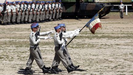 &nbsp; (Cérémonie de dissolution du 4ème régiment de dragons au Camp de Carpiagne en juillet 2014. © Maxppp)