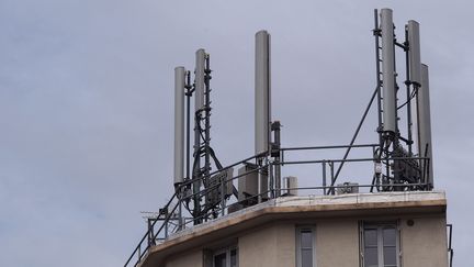  (Internet mobile : après la guerre des prix, la guerre des fréquences - photo pretexte ©)