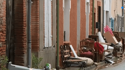 Le village de&nbsp;Gaillac-Toulza en Haute-Garonne n'a toujours pas été classé en zone de catastrophe naturelle, et les habitants attendent d'être indemnisés depuis trois mois. (FRANCEINFO)