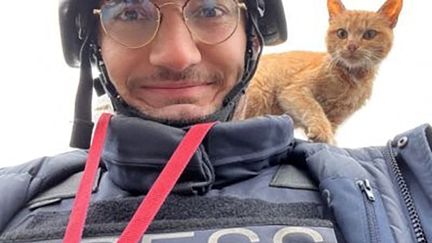 Selfie d'Arman Soldin en mission pour couvrir le conflit Ukrainien pour l'AFP avant de trouver la mort à Chasiv Yar le 9 mai 2023 (ARMAN SOLDIN / AFP)