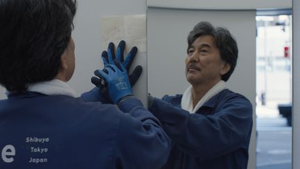 Hirayama (Koji Yakusho) dans "Perfect Days" de Wim Wenders. (HAUT ET COURT)
