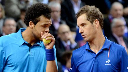 &nbsp; (Richard Gasquet et Jo-Wilfried Tsonga ont été choisi pour jouer le double face à la République Tchèque en demi-finale de la Coupe Davis à Roland Garros © Maxppp)