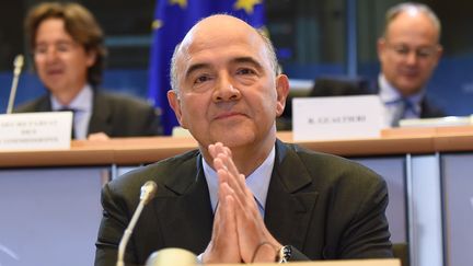 Le candidat au poste de commissaire europ&eacute;en aux Affaires &eacute;conomiques et financi&egrave;res, Pierre Moscovici, le 2 octobre 2014, &agrave; Bruxelles (Belgique). (EMMANUEL DUNAND / AFP)