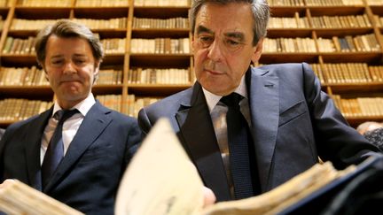 François Baroin et François Fillon à Troyes le 7 février 2017 (FRANCOIS NASCIMBENI / AFP)