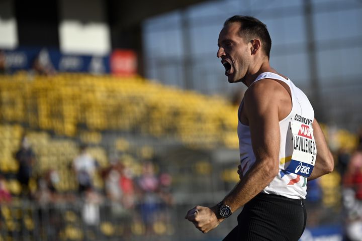 Renaud Lavillenie a remporté son 10e titre de champion de France en septembre 2020 (LIONEL BONAVENTURE / AFP)