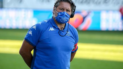 L'entraîneur du Castres Olympique Mauricio Reggiardo lors du match de Top 14 contre le Stade Français (FREDERIC SCHEIBER / AFP)