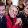 La Première ministre, Elisabeth Borne et le porte-parole du gouvernement, Olivier Véran, lors d'une réunion, à Paris, le 21 novembre 2022. (XOSE BOUZAS / HANS LUCAS / AFP)