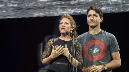 Sophie et Justin Trudeau, à l'occasion d'un concert de charité, à Montréal, au Québec, le 17 septembre 2016.&nbsp; (GEOFF ROBINS / AFP)