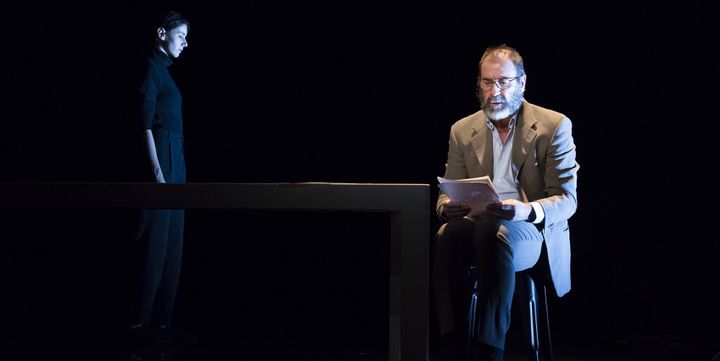 Eric Cantona dans "Lettres à Nour" au Théâtre antoine
 (Sven Andersen)