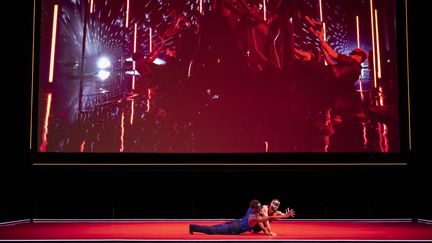 "Roméo et Juliette" chorégraphié par Benjamin Millepied (JULIEN BENHAMOU)