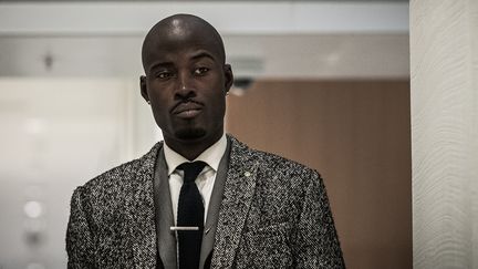 Le rappeur Nick Conrad arrive à son procès à Paris, le 9 janvier 2019. (PHILIPPE LOPEZ / AFP)