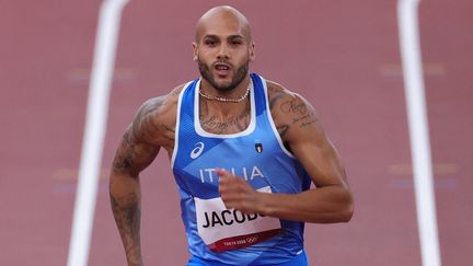 Marcell Jacobs a apporté une médaille d'or historique à l'Italie sur 100 m, le 1er août 2021. (GIUSEPPE CACACE / AFP)