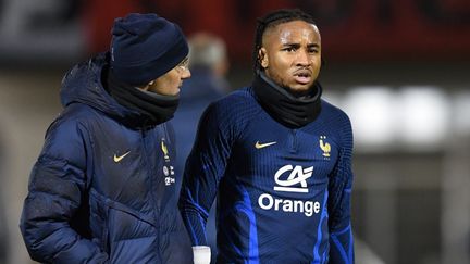 Christopher Nkunku s'est blessé lors de l'entraînement de l'équipe de France à Clairefontaine, mardi 15 novembre. (BERTRAND GUAY / AFP)