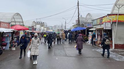 Le marché central de Chisinau (Moldavie), le 11 mars 2022. (FABIEN JANNIC-CHERBONNEL / FRANCEINFO)