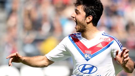 Le joueur de foot de l'OL&nbsp;Cl&eacute;ment Grenier lors du match de Ligue 1 Nice-Lyon, le 19 mai 2013. (JEAN CHRISTOPHE MAGNENET / AFP)