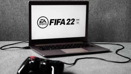 Electronic Arts envisage de renommer son jeu vidéo "Fifa". (JAKUB PORZYCKI / NURPHOTO / AFP)