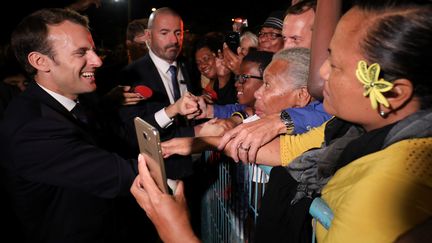 Emmanuel Macron à Nouméa, le 3 mai 2018.&nbsp; (LUDOVIC MARIN / AFP)