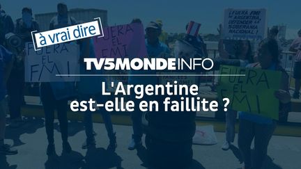 Manifestation en Argentine contre le prêt du Fonds Monétaire International accordé au pays latino-américain (© TV5MONDE)