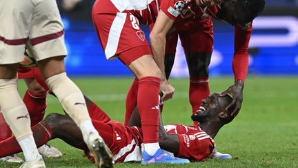 Abdallah Sima feiert sein Tor gegen RB Salzburg in der Champions League, 1. Oktober 2024. (KERSTIN JOENSSON / AFP)