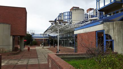 Le parvis du tribunal de grande instance de Bobigny en Seine-Saint-Denis. (RÉMI BRANCATO / RADIO FRANCE)