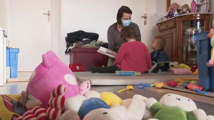 Assistante maternelle. (FRANCE 2)