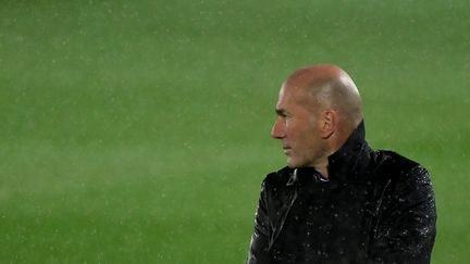 Zinédine Zidane lors du match face au Barça  (JAVIER SORIANO / AFP)