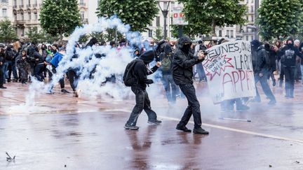 &nbsp; (Comme à Paris, les manifestants se sont heurtés aux forces de l'ordre  © MaxPPP)