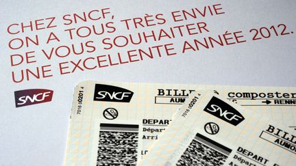 Des billets de train SNCF. (DAMIEN MEYER / AFP)