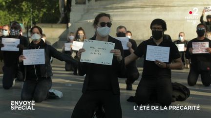 Envoyé spécial. L'été de la précarité