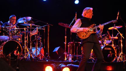 John McLaughlin en concert à Ramallah le 9 avril
 (Abbas Momani/AFP)