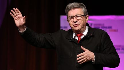 Le leader de La France insoumise, Jean-Luc Mélenchon, lors d'un meeting à Paris le 1er juin 2022 (FRED DUGIT / MAXPPP)