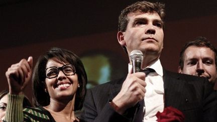 Arnaud Montebourg et Audrey Pulvar au soir du premier tour de la primaire PS (THOMAS COEX / AFP)