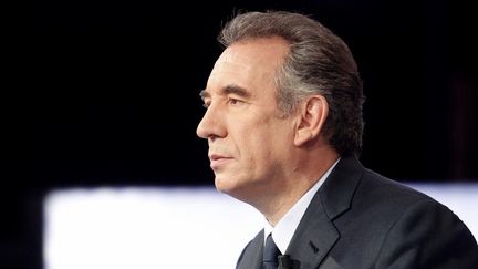 Le pr&eacute;sident du Modem, Fran&ccedil;ois Bayrou, sur le plateau de France 2, le 12 avril 2012. (THOMAS SAMSON / POOL)