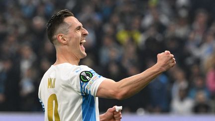 Arkadiusz Milik célèbre après avoir marqué lors Marseille-Bâle en Ligue Europa Conférence le 10 mars 2022. (NICOLAS TUCAT / AFP)