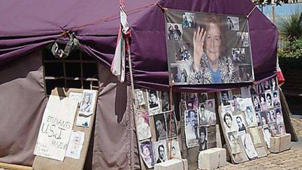 A Beyrouth également, une "tente" a été installée pour le sit-in des familles des Libanais disparus en Syrie durant la guerre civile de 1975-1990 et pour certains durant la période d'occupation syrienne qui a suivie. (DR)