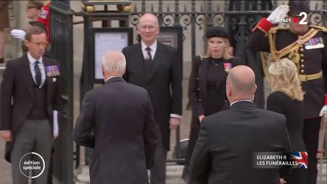 Funérailles d'Elizabeth II : arrivée de Joe Biden