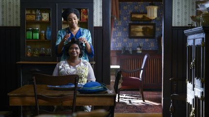 Tffany Haddish et Octavia Spencer dans "Self Made" sur Netflix (AMANDA MATLOVICH/NETFLIX / MADAMWALKER_AM_090519_0167)