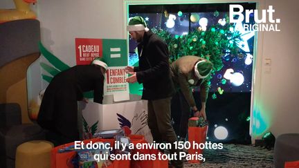 Depuis 40 ans, les pères Noël verts" du Secours populaire permettent aux familles les plus modestes de fêter Noël dignement. Brut a suivi le parcours d'un jouet, des mains d'une donatrice à celles d'une petite fille.