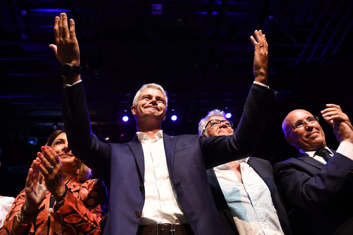 Le candidat à la présidence des Républicains, Laurent Wauquiez, lors d'un meeting à Châteaurenard (Bouches-du-Rhône), le 30 août 2017. (BORIS HORVAT / AFP)