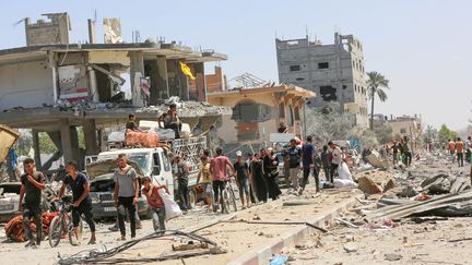 Un quartier dévasté de Deir al-Balah, dans la bande de Gaza, le 29 août 2024. (ASHRAF AMRA / ANADOLU / AFP)