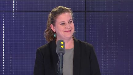 Mathilde Panot, députée LFI du Val-de-Marne, le 3 mai 2019 sur franceinfo. (FRANCEINFO / RADIOFRANCE)