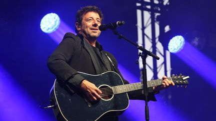 Patrick Bruel sur scène à Paris le 17 septembre 2022, lors du festival Paris Paradis (FRED DUGIT / MAXPPP)