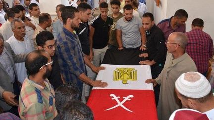 Enterrement d'un des six soldats tombés lors de l'attaque terroriste à El-Arish, le 13 octobre 2017. (AFP)