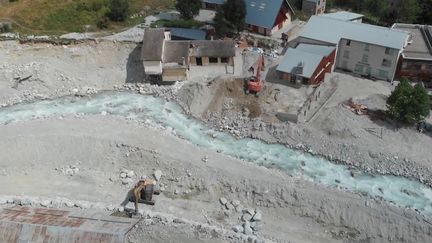 Intempéries : dévasté par les crues, quel avenir pour le hameau de La Bérarde ?