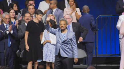 Première femme noire et homosexuelle élue maire de Chicago, Lori Lightfoot vient de prêter serment. Avec une ambition affichée, lutter contre la corruption et les violences dans sa ville.&nbsp;&nbsp;
 (France 24)